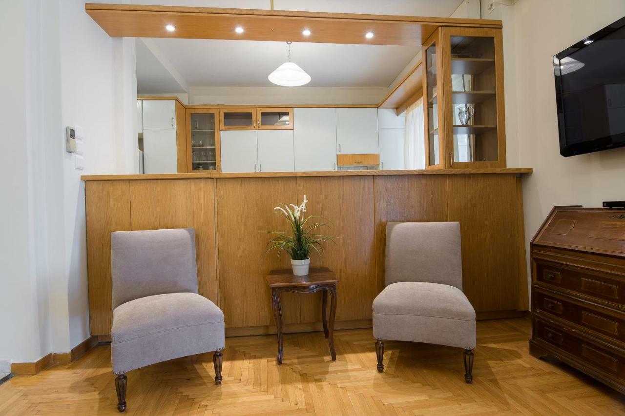 Classy 2 Bedroom Apartment Near Acropolis & Metro Athene Buitenkant foto